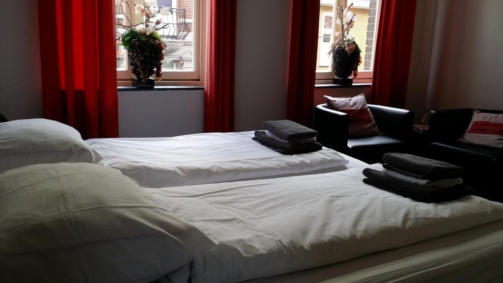 Bed and Breakfast De Roermondse Beleving Екстер'єр фото